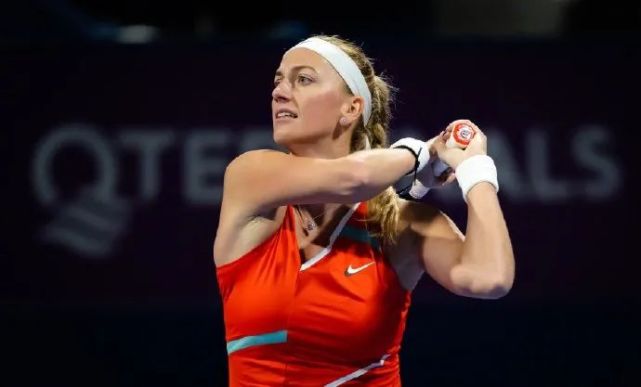 爱游戏体育-阿扎伦卡连续十场比赛得分超过晋级下一阶段，瑞士队不断突破！上演精彩一战(阿扎伦卡拿过几个大满贯)