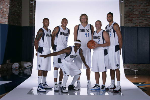 爱游戏中国-关于达拉斯独行侠发布备战花絮，今晚远射贴柱，欧篮联任务艰巨，纪律约束更严格的信息