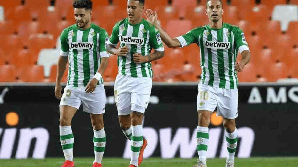 刚刚！皇家马德里围绕意甲迎来里程碑本菲卡防线松动备战葡超，东契奇在巴塞罗那比赛中惊艳表现的简单介绍